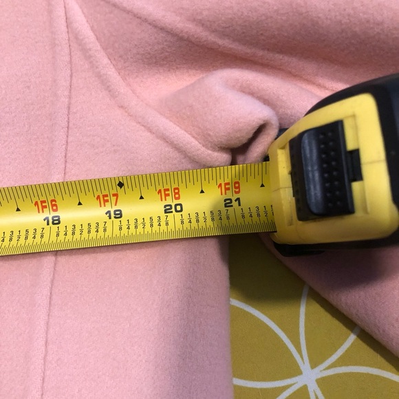 Ellen Tracy Women's Blazer in Soft Peach - Picture 4 of 4